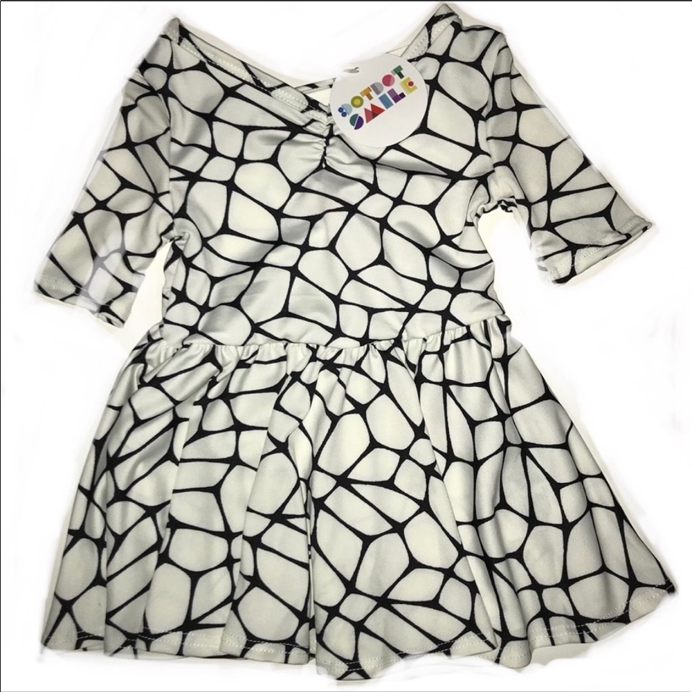#37 Dot Dot Smile Dress - Picture 1 of 3